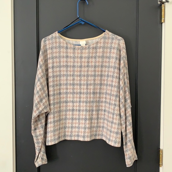 Sweaters - H&M plaid sweater